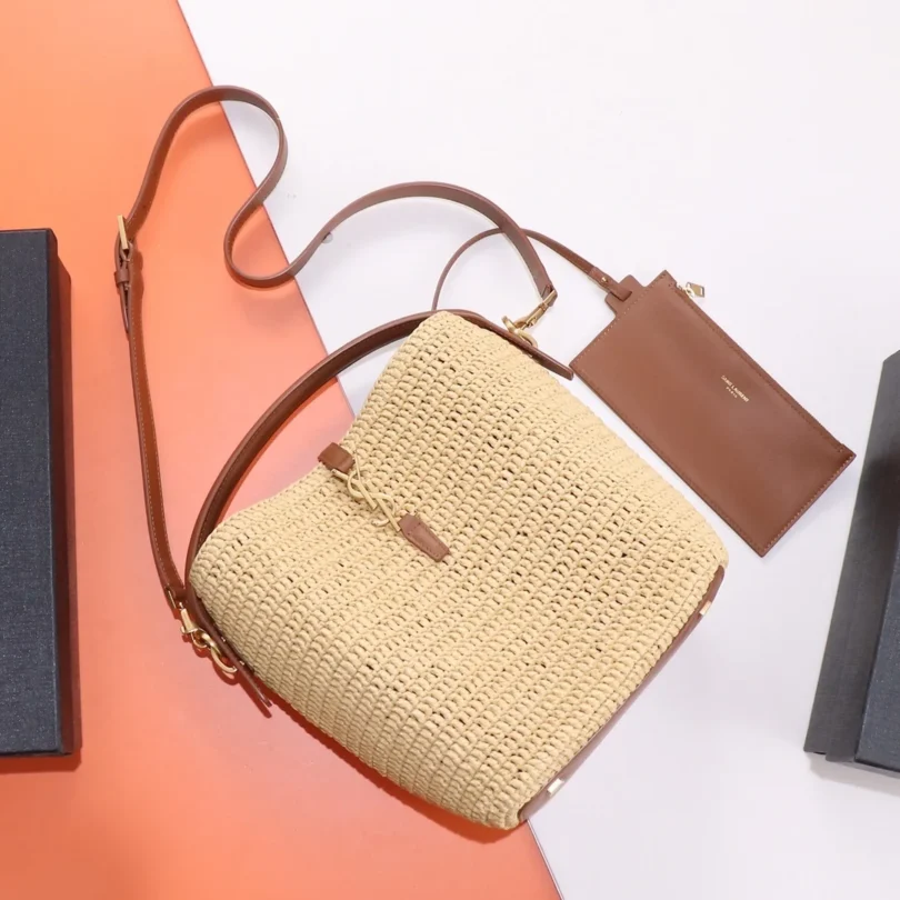 Saint Laurent LE 37 mini in raffia