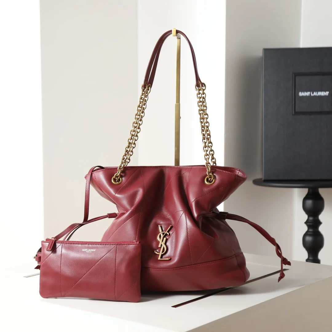 Saint Laurent Jamie 4.3 large pochon SHOPPING in lambskin