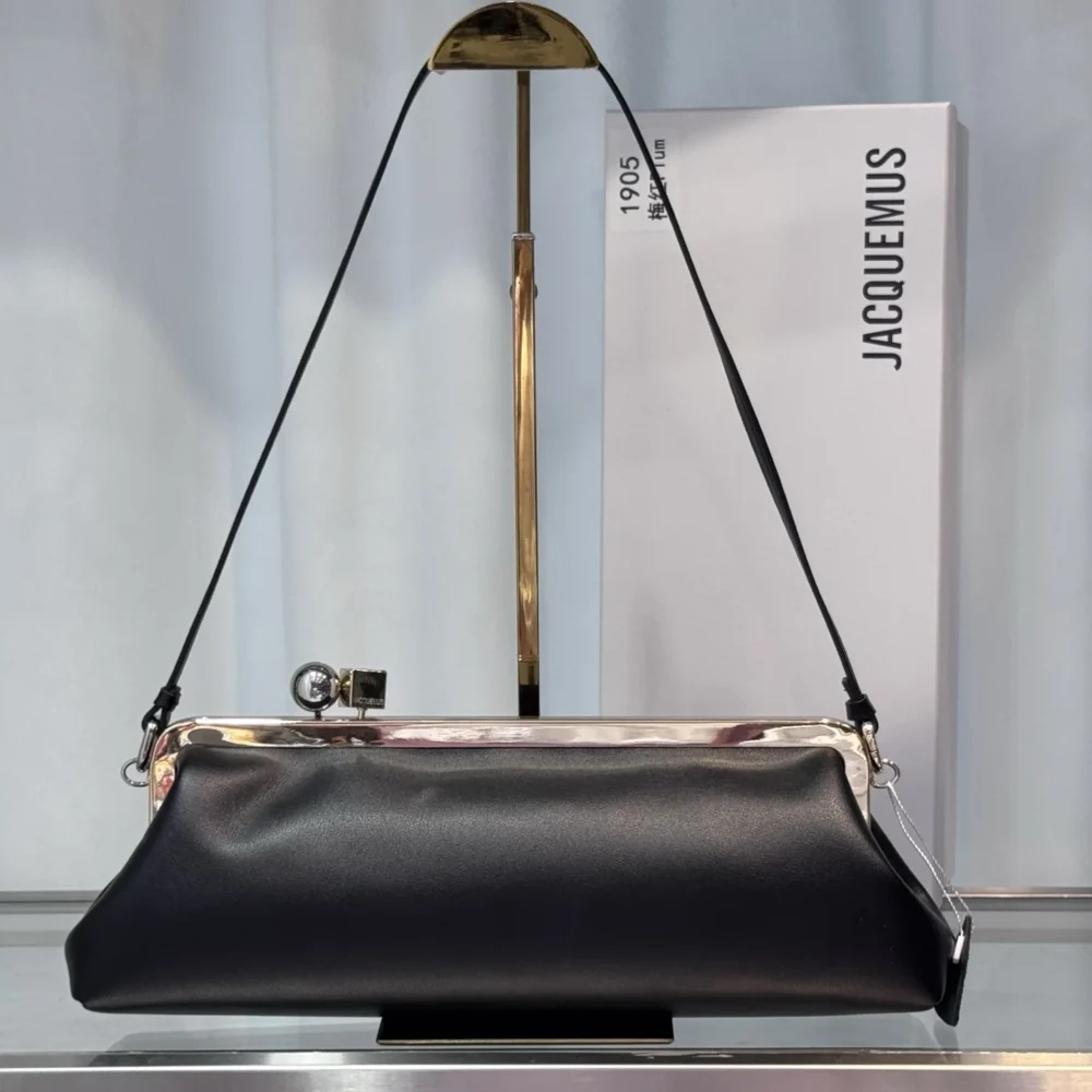 Jacquemus The Salon clutch