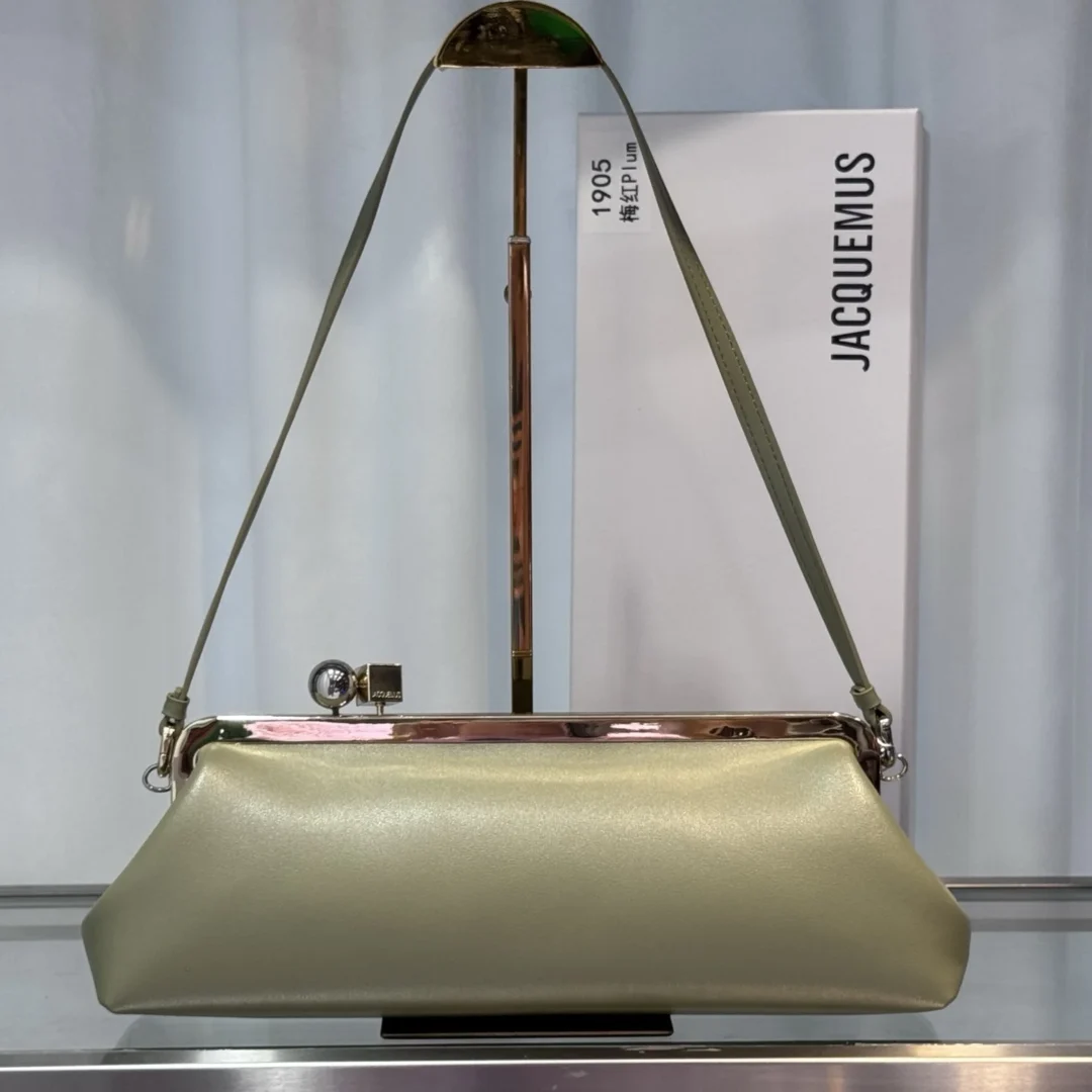 Jacquemus The Salon clutch