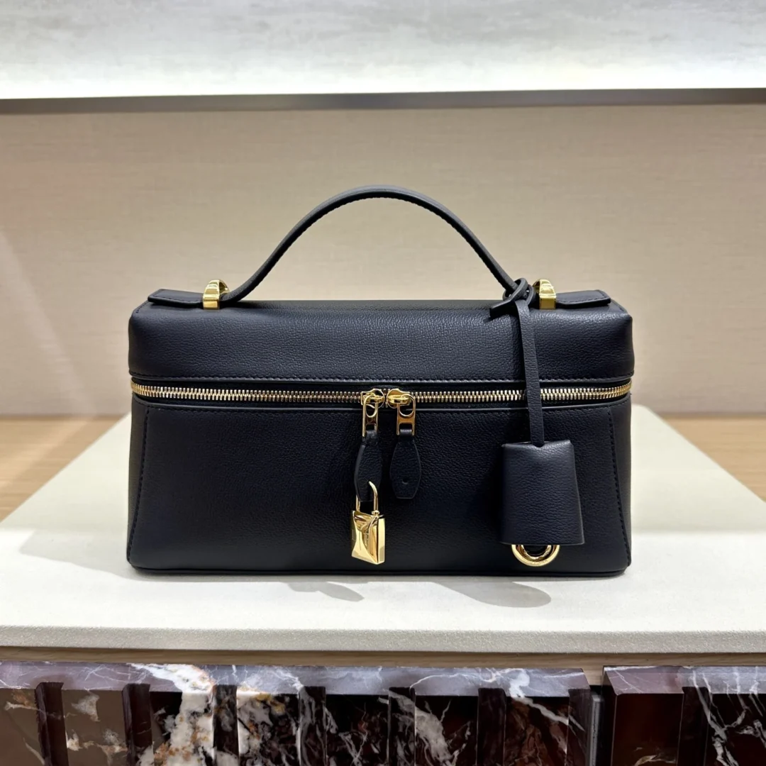 Loro Piana Extra Bag L23